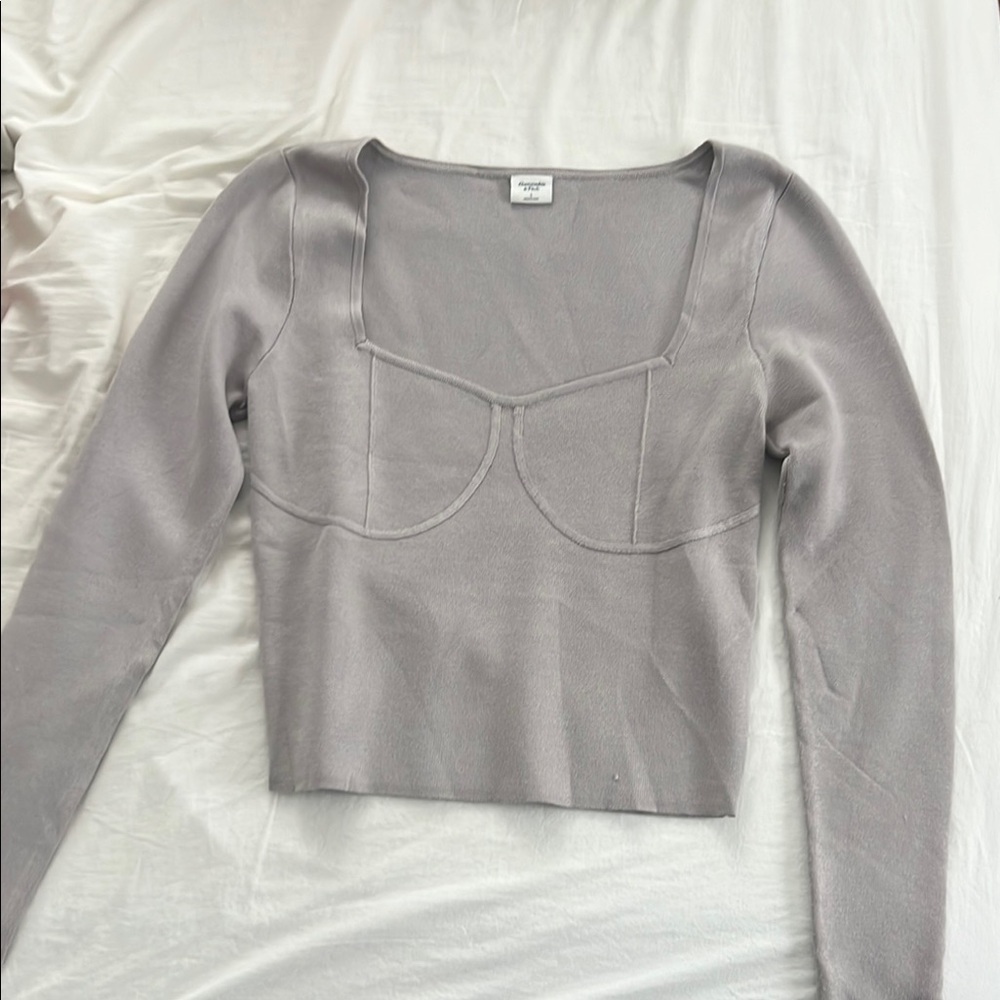 A&F Women's Taupe Long Sleeve Crop Top